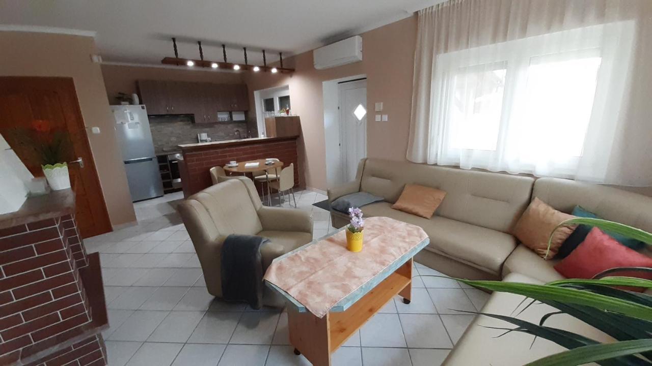 Villa Vizparti Nyaralo Fonyód Esterno foto