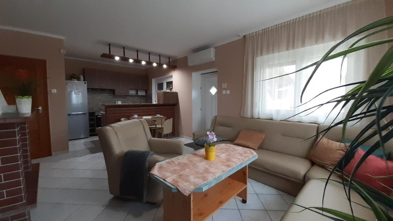 Villa Vizparti Nyaralo Fonyód Esterno foto